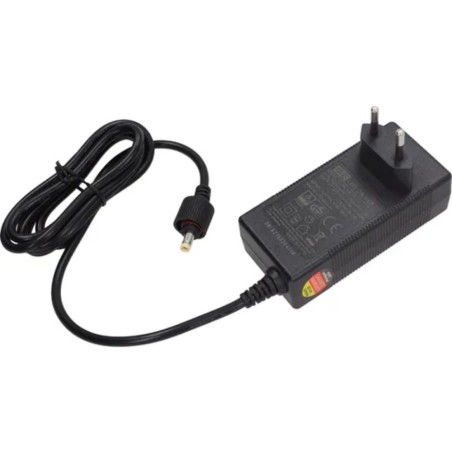 Chihiros A301 con Dimmer - Plafoniera 18w 8000°K per acquari d' acqua dolce da 30cm