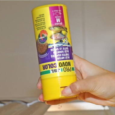 JBL ProNovo Color Grano M 250ml - granulato per colori brillanti per tutti i pesci tropicali da 8 a 20cm