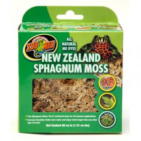 Zoomed New Zealand Sphagnum Moss 1,3 liters (80 cu in) - the preferred over any other type of moss for terrarium use